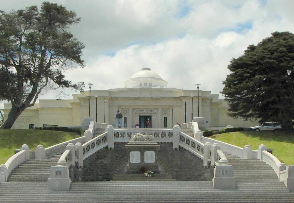 The Grand Hotel Wanganui Whanganui Exterior photo